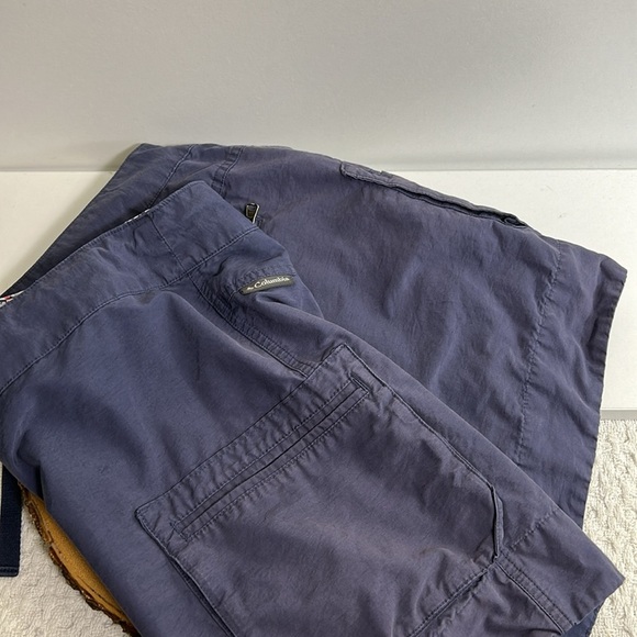 Ladies Columbia Holly Hideaway™ Washed Out Blue Shorts size 12 - Picture 5 of 8